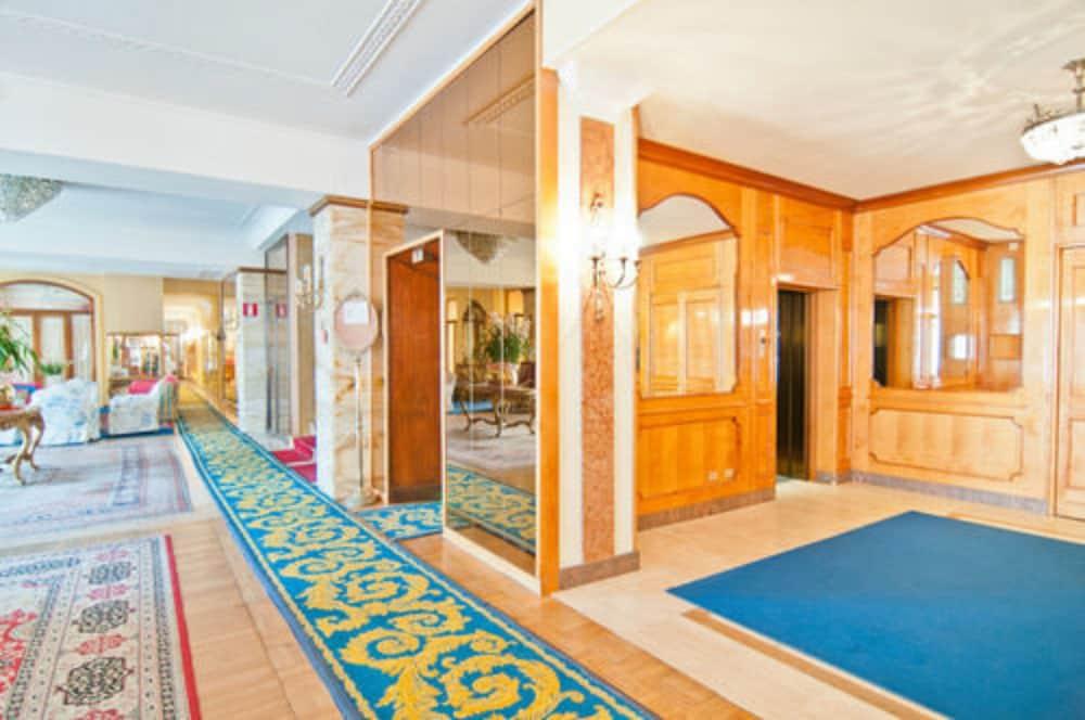 Grand De Londres 4* Sanremo